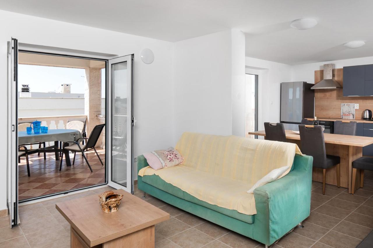 Rimagis Apartments Zaboric Exterior photo